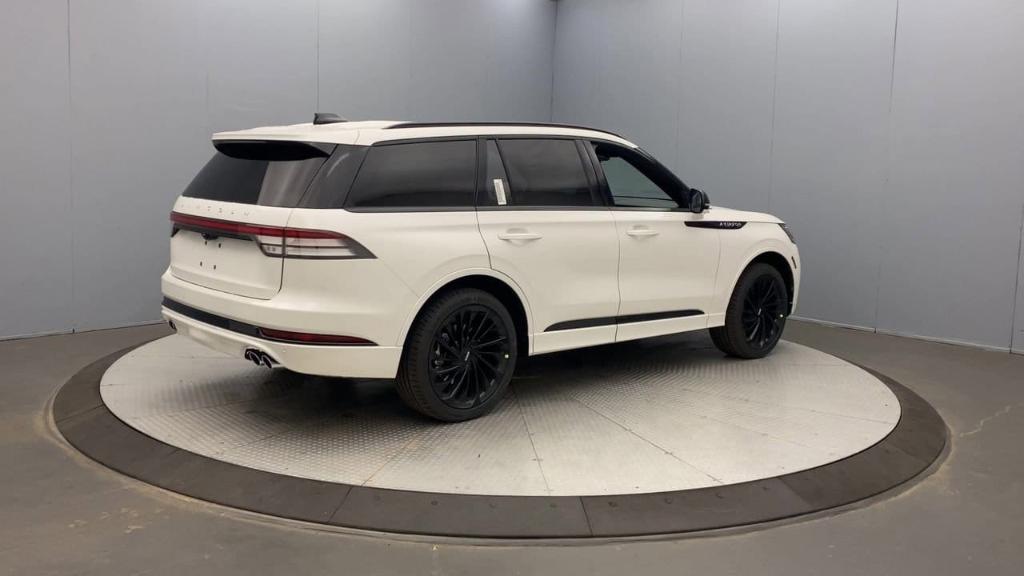 new 2026 Lincoln Aviator car, priced at $75,735