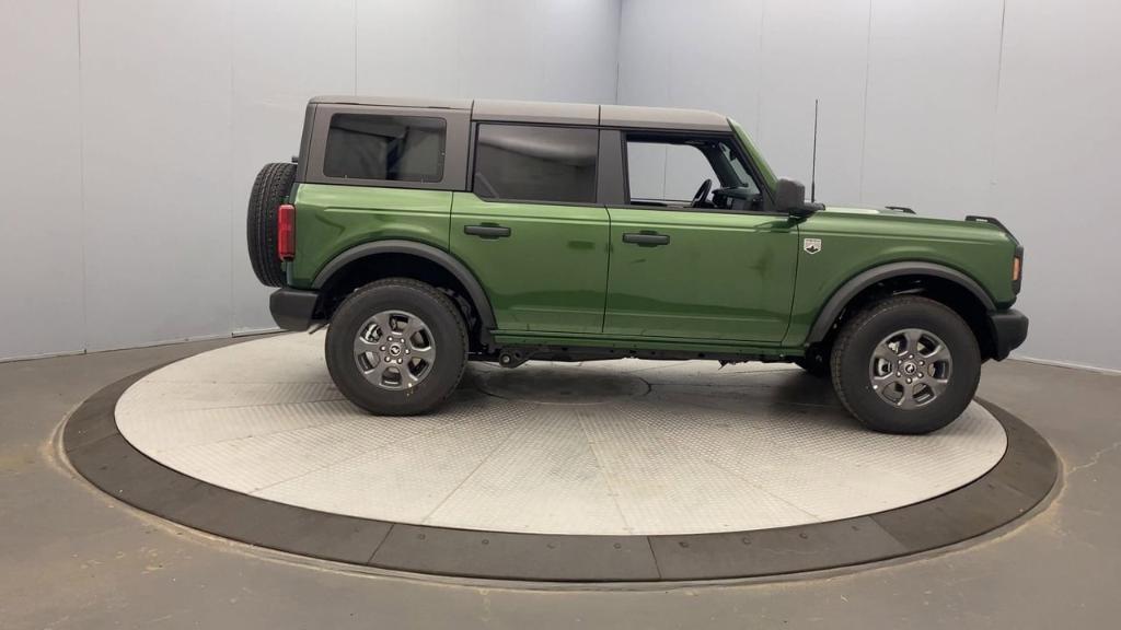 new 2025 Ford Bronco car, priced at $50,155