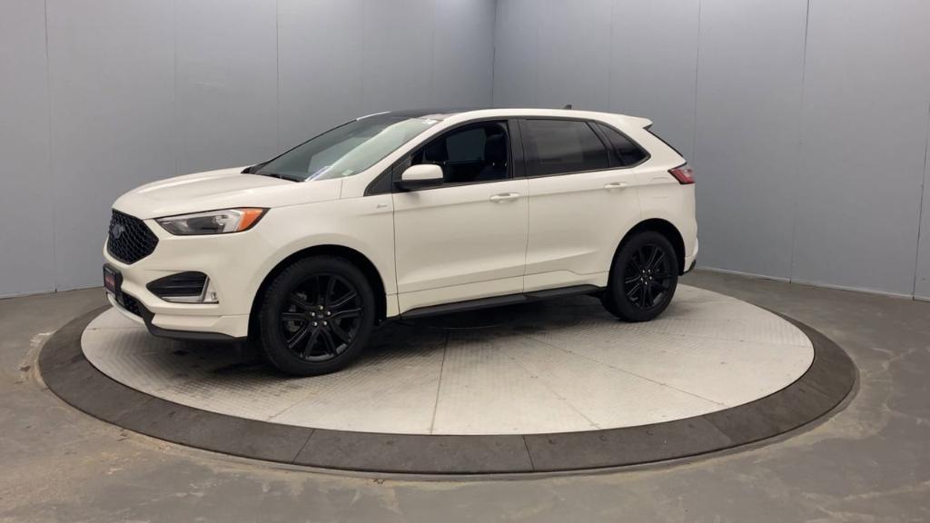 used 2023 Ford Edge car, priced at $30,495