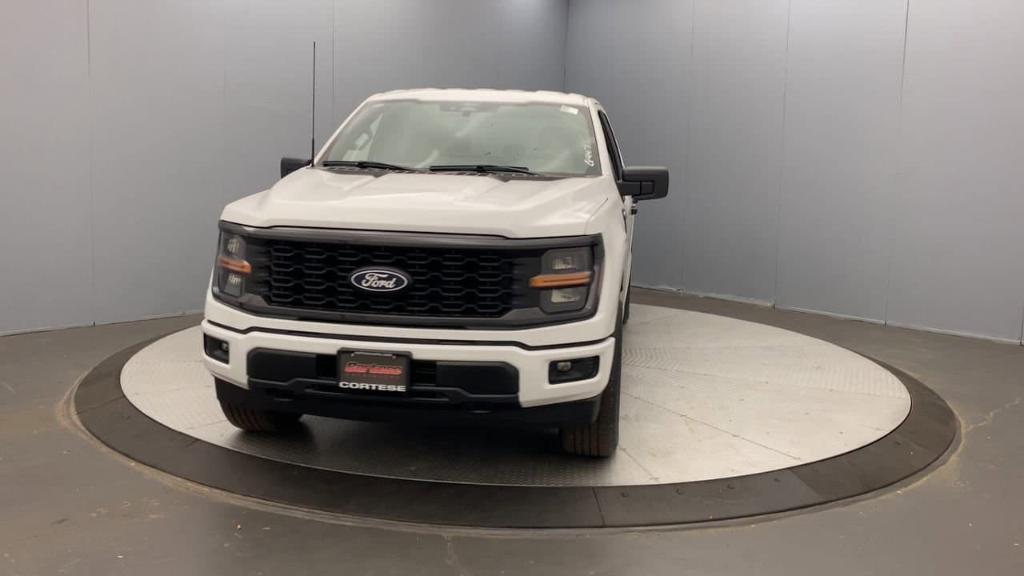 new 2025 Ford F-150 car, priced at $51,960