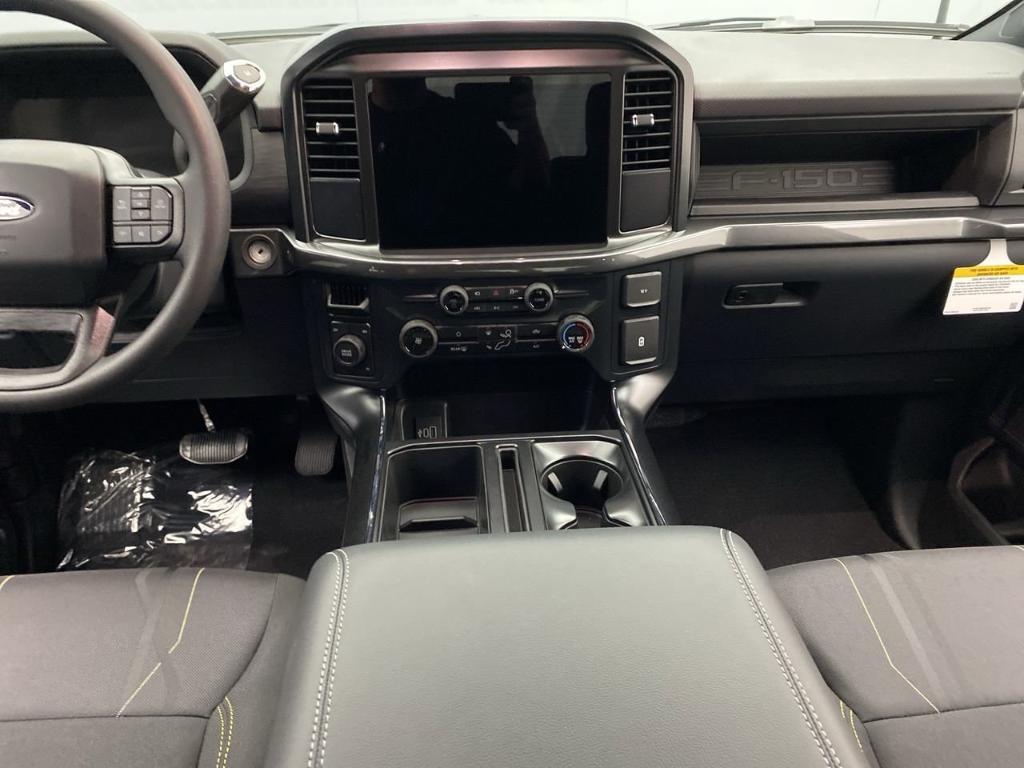 new 2025 Ford F-150 car, priced at $51,960