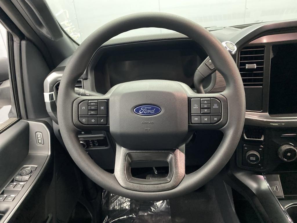 new 2025 Ford F-150 car, priced at $51,960