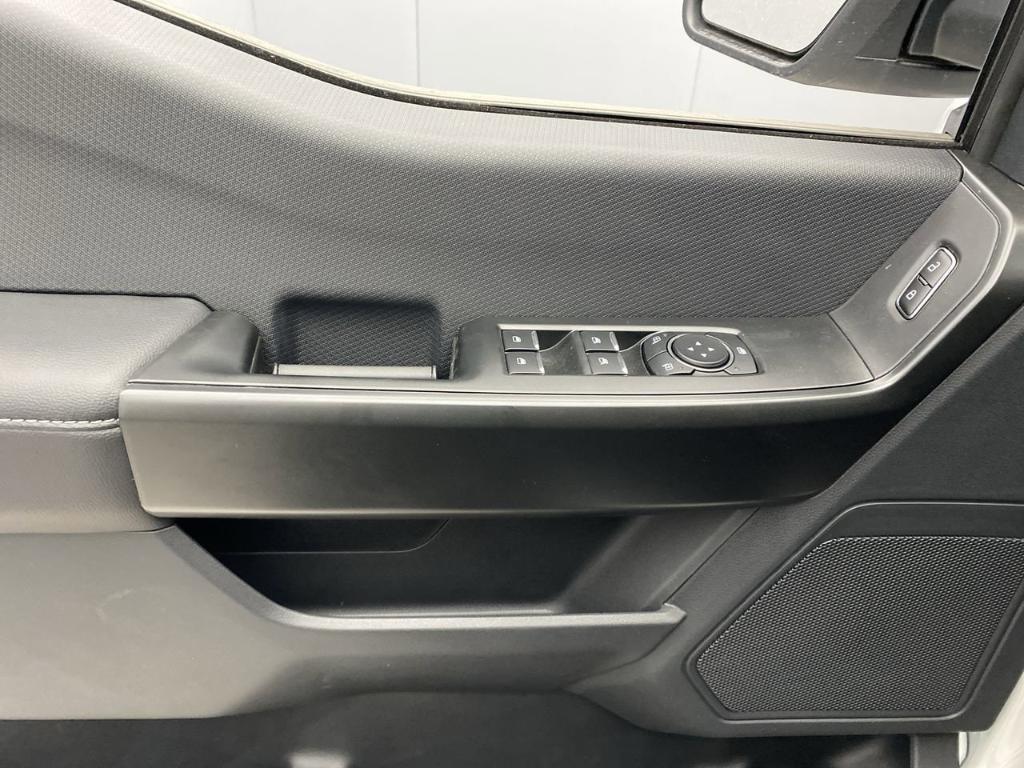 new 2025 Ford F-150 car, priced at $51,960