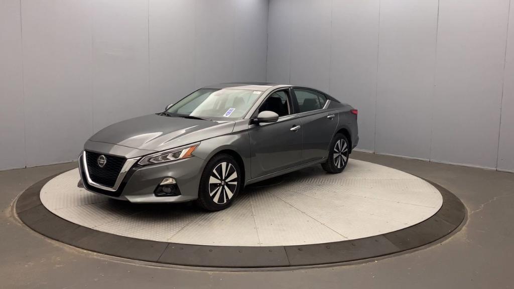 used 2022 Nissan Altima car, priced at $22,999