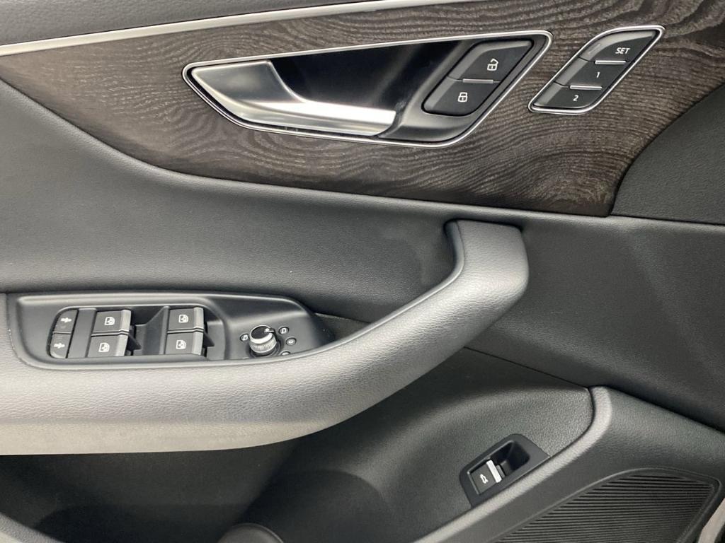 used 2021 Audi Q7 car, priced at $29,999