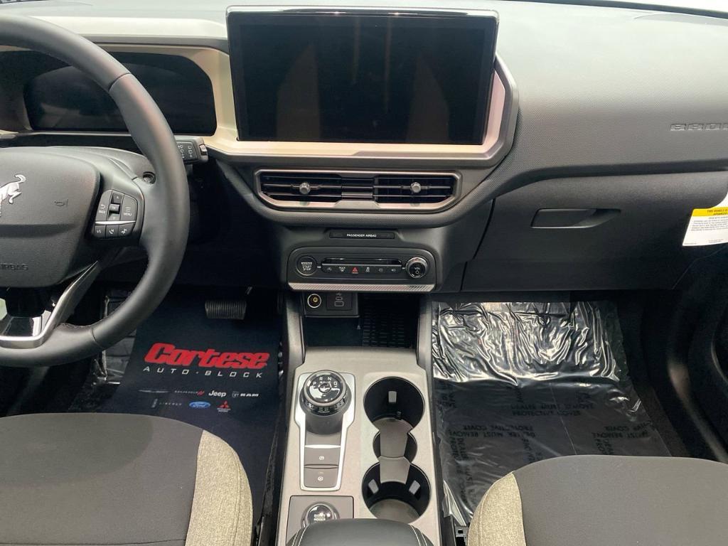 new 2025 Ford Bronco Sport car, priced at $36,805