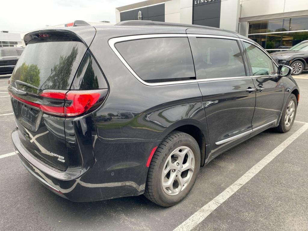 used 2022 Chrysler Pacifica car