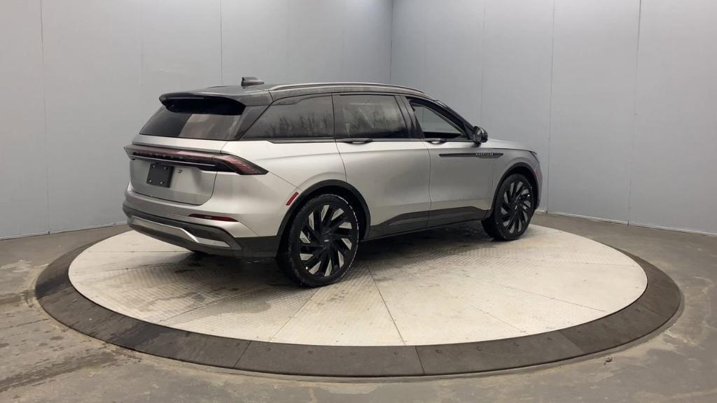 new 2026 Lincoln Nautilus car, priced at $72,090