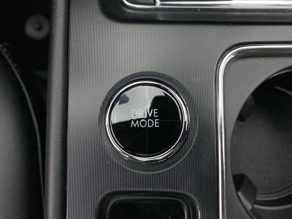 new 2025 Lincoln Corsair car, priced at $49,880