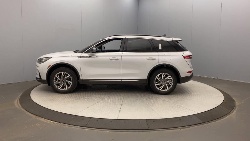 new 2025 Lincoln Corsair car, priced at $49,630