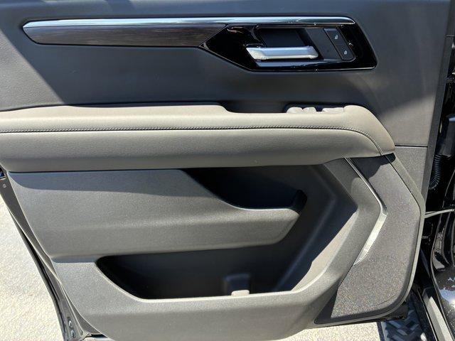 new 2026 Chevrolet Suburban car, priced at $78,941