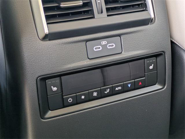 new 2026 Mazda CX-70 car, priced at $44,675