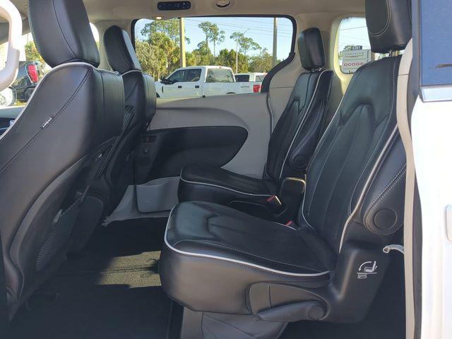used 2024 Chrysler Pacifica car, priced at $29,883