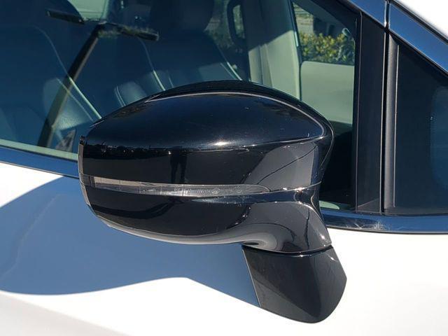 used 2024 Chrysler Pacifica car, priced at $29,883