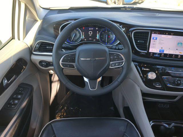 used 2024 Chrysler Pacifica car, priced at $29,883