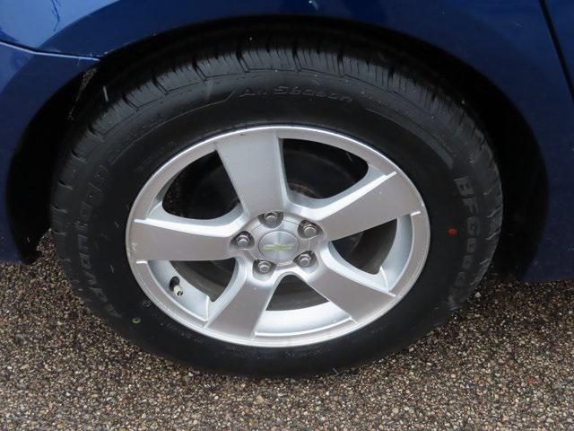 used 2013 Chevrolet Cruze car, priced at $5,900