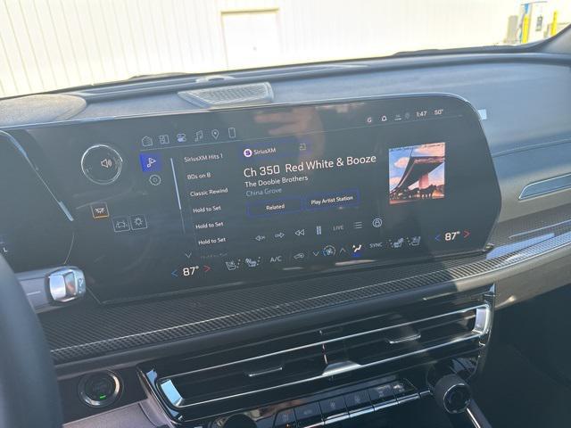 new 2026 Chevrolet Traverse car, priced at $56,704