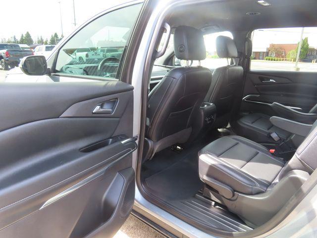 used 2025 Chevrolet Traverse car, priced at $38,693