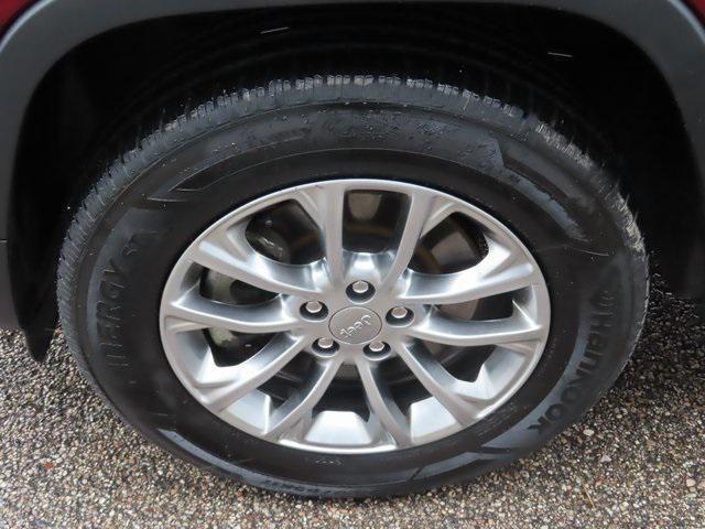 used 2021 Jeep Cherokee car, priced at $19,500