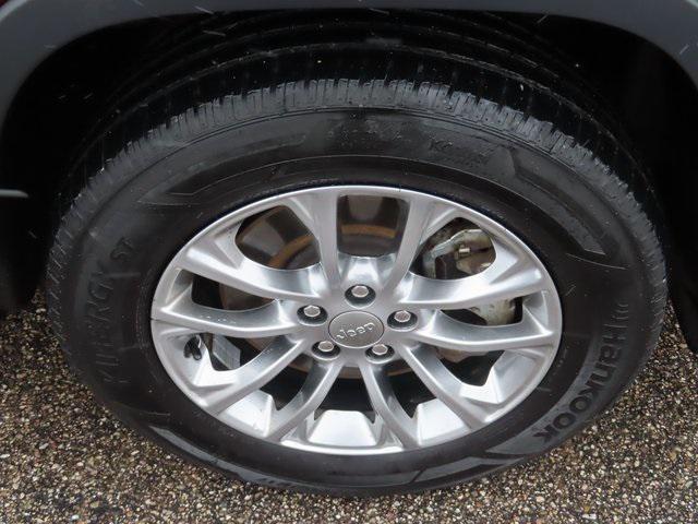 used 2021 Jeep Cherokee car, priced at $19,500