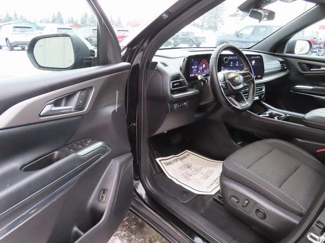 used 2025 Chevrolet Traverse car, priced at $37,750