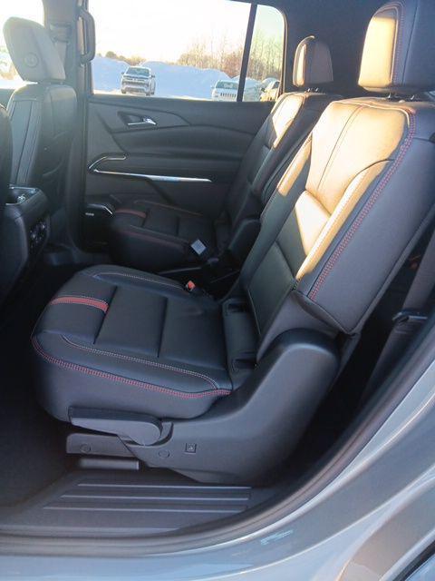 new 2026 Chevrolet Traverse car, priced at $51,283