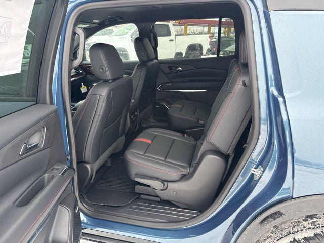 new 2026 Chevrolet Traverse car, priced at $55,304