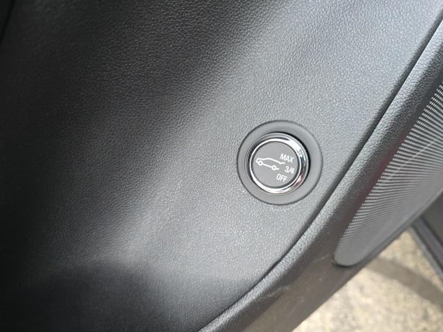 new 2025 Chevrolet Blazer car, priced at $36,719