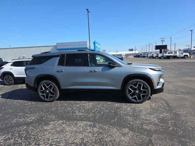 new 2026 Chevrolet Traverse car, priced at $53,111