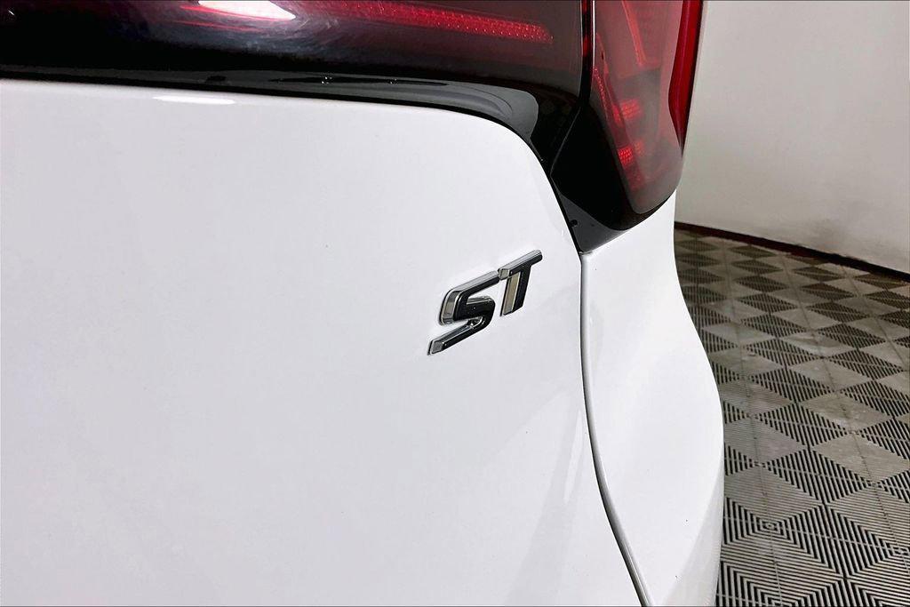 used 2024 Buick Encore GX car, priced at $23,495