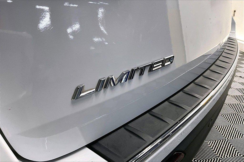 used 2022 Ford Explorer car, priced at $27,990