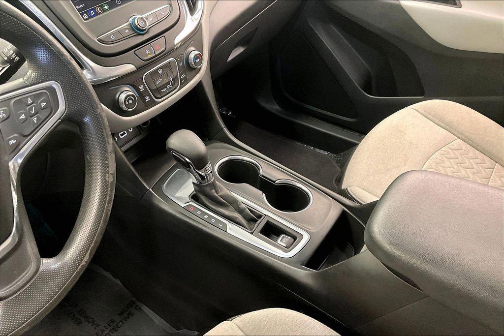 used 2022 Chevrolet Equinox car, priced at $18,888