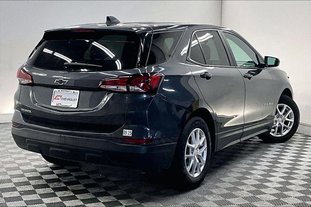 used 2022 Chevrolet Equinox car, priced at $18,888