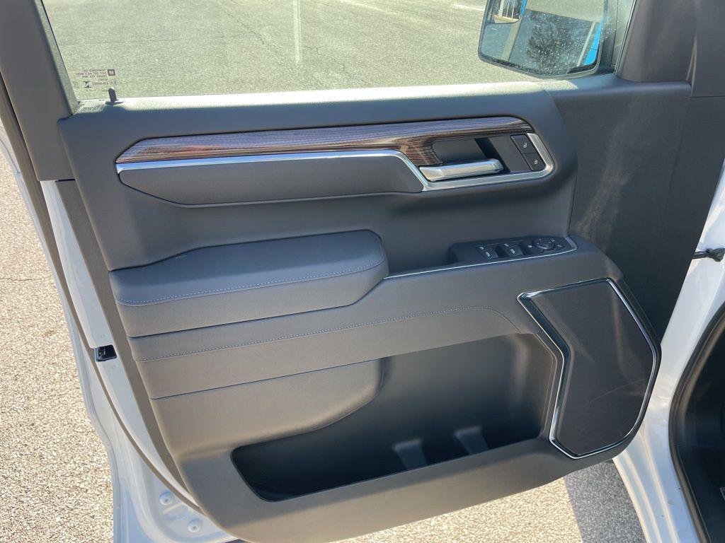 new 2025 Chevrolet Silverado 1500 car, priced at $45,428