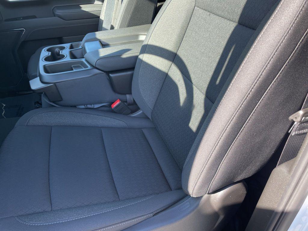 new 2025 Chevrolet Silverado 1500 car, priced at $45,428