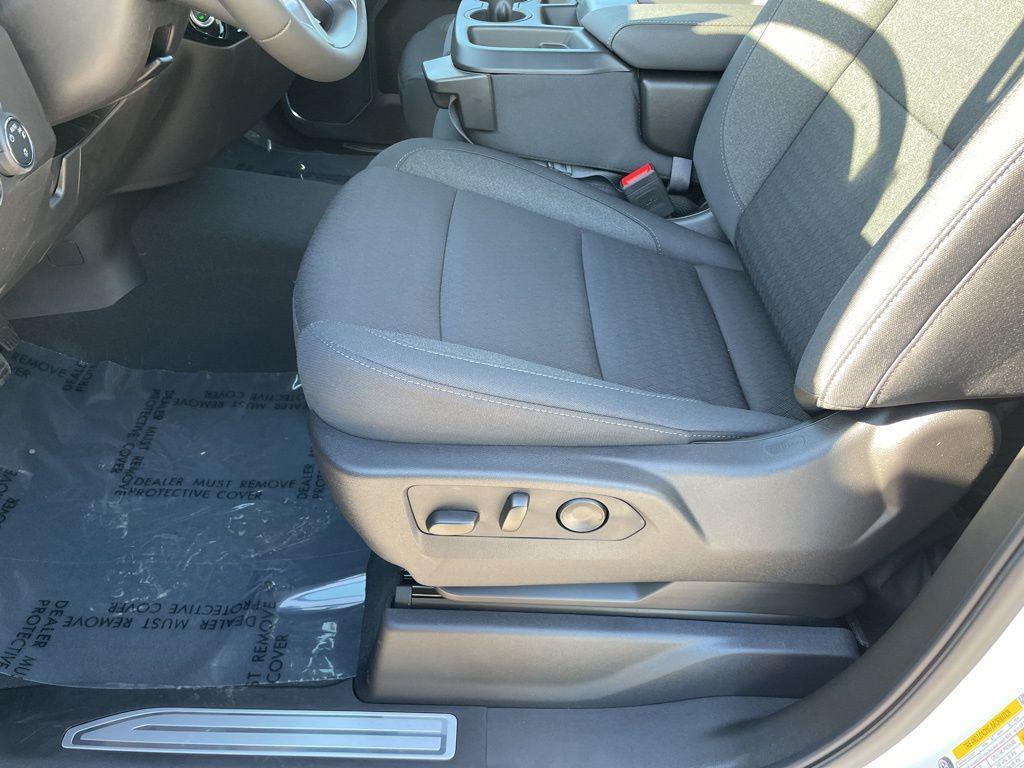 new 2025 Chevrolet Silverado 1500 car, priced at $45,428