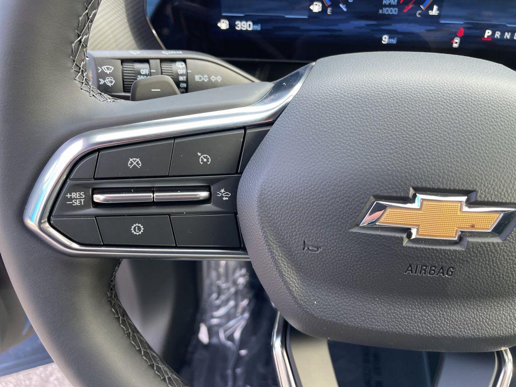 new 2026 Chevrolet Equinox car, priced at $28,527