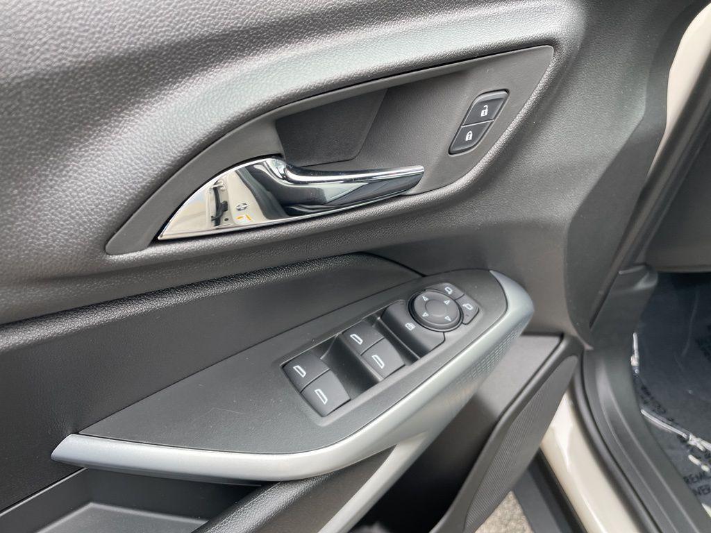 new 2026 Chevrolet Trax car, priced at $25,655