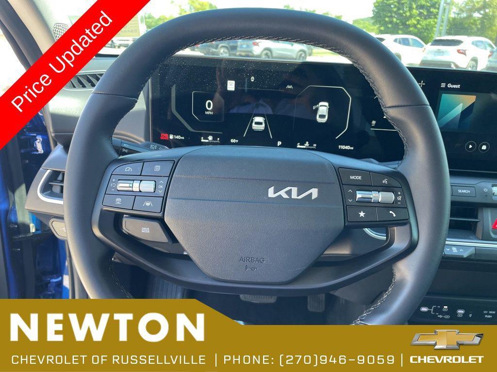 used 2025 Kia K4 car, priced at $21,999