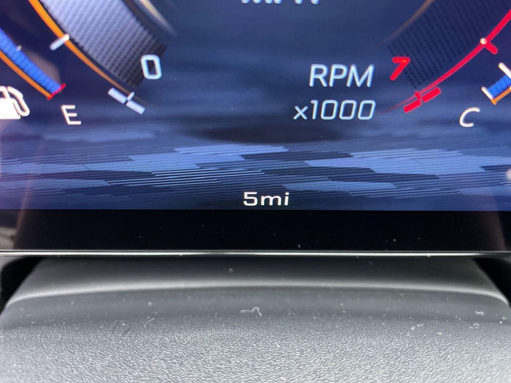 new 2026 Chevrolet Traverse car, priced at $40,206