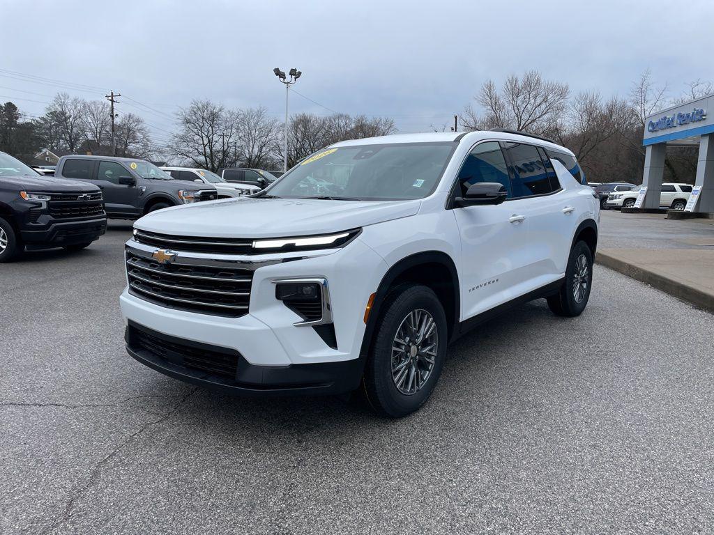 new 2026 Chevrolet Traverse car, priced at $40,206