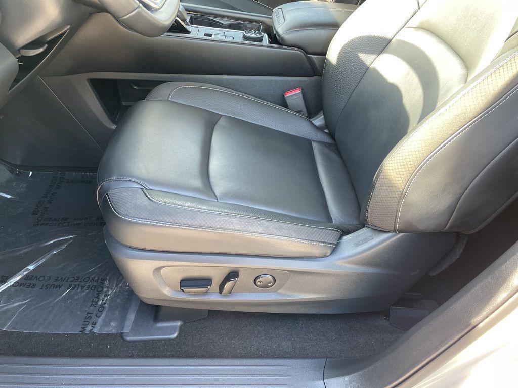 used 2025 Nissan Pathfinder car, priced at $37,323