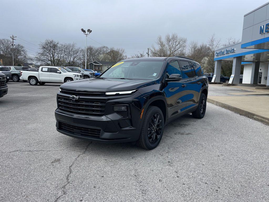 new 2026 Chevrolet Traverse car, priced at $43,434