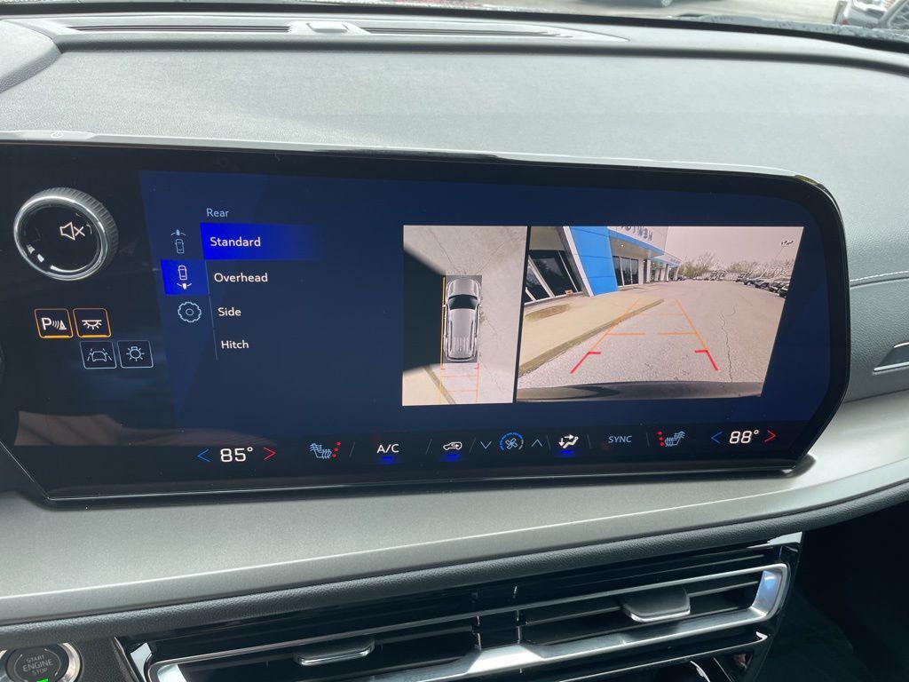 new 2026 Chevrolet Traverse car, priced at $43,434