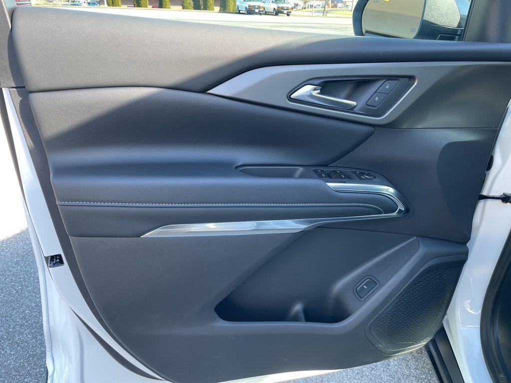 new 2026 Chevrolet Traverse car, priced at $41,908