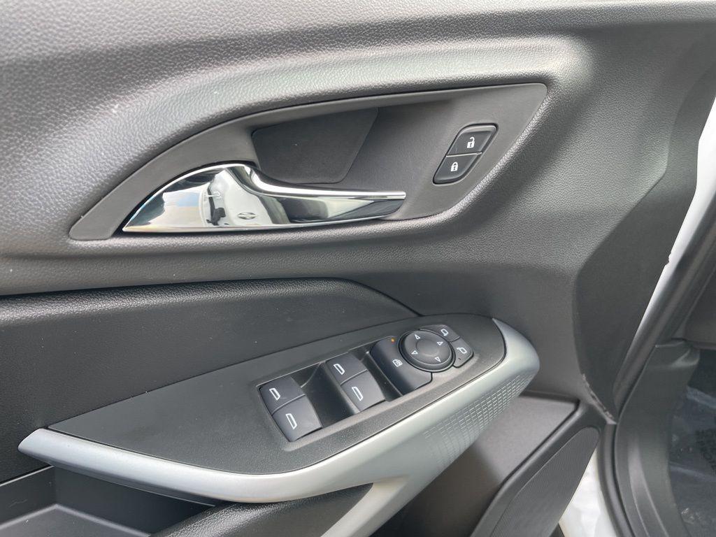 new 2026 Chevrolet Trax car, priced at $22,995