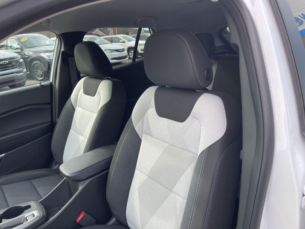 new 2026 Chevrolet Trax car, priced at $22,995