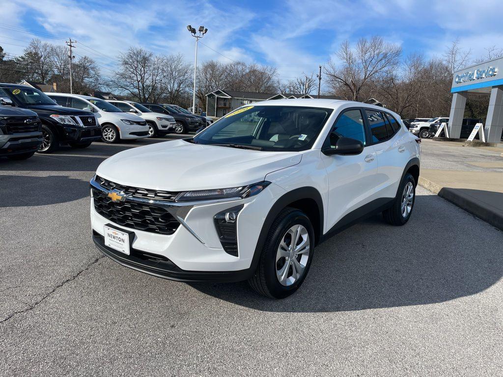 new 2026 Chevrolet Trax car, priced at $22,995
