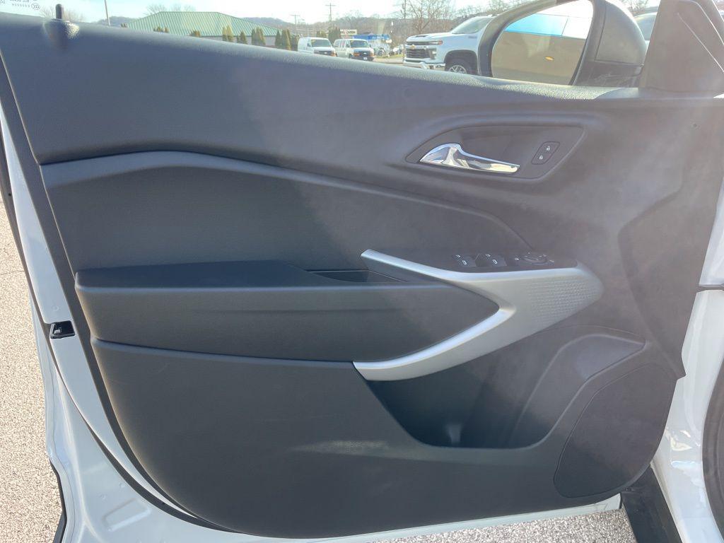 new 2026 Chevrolet Trax car, priced at $22,995