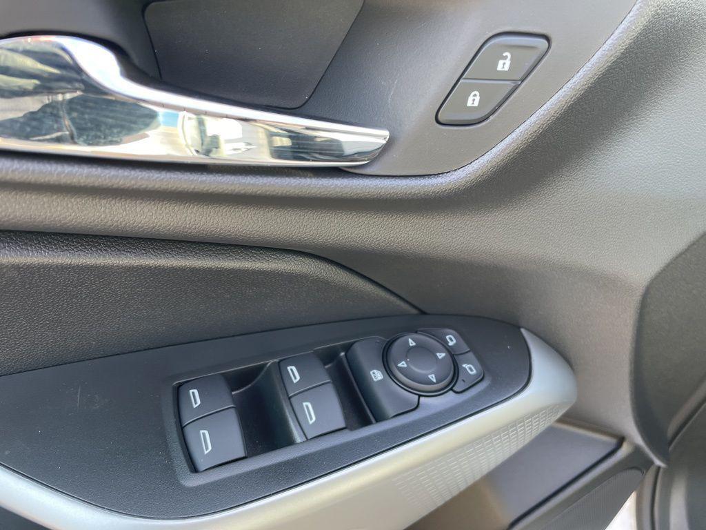 new 2026 Chevrolet Trax car, priced at $22,995